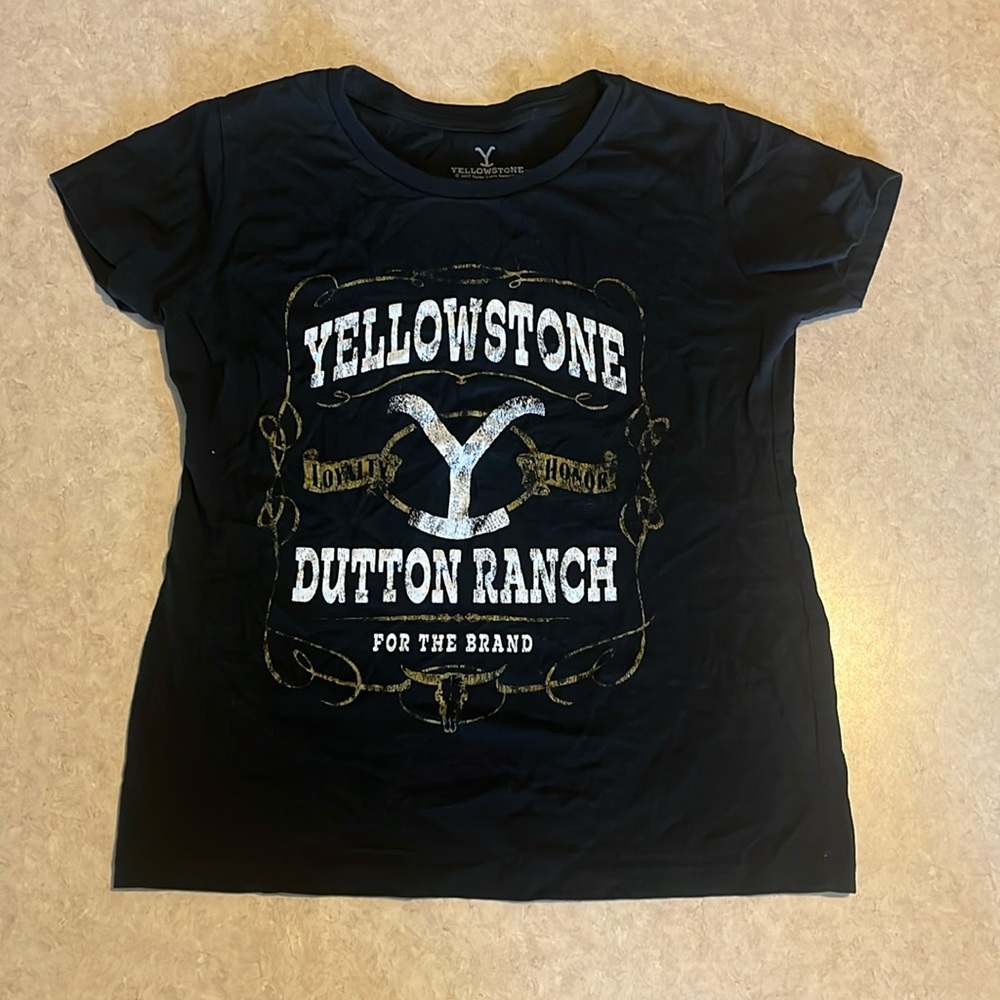 Yellowstone graphic t